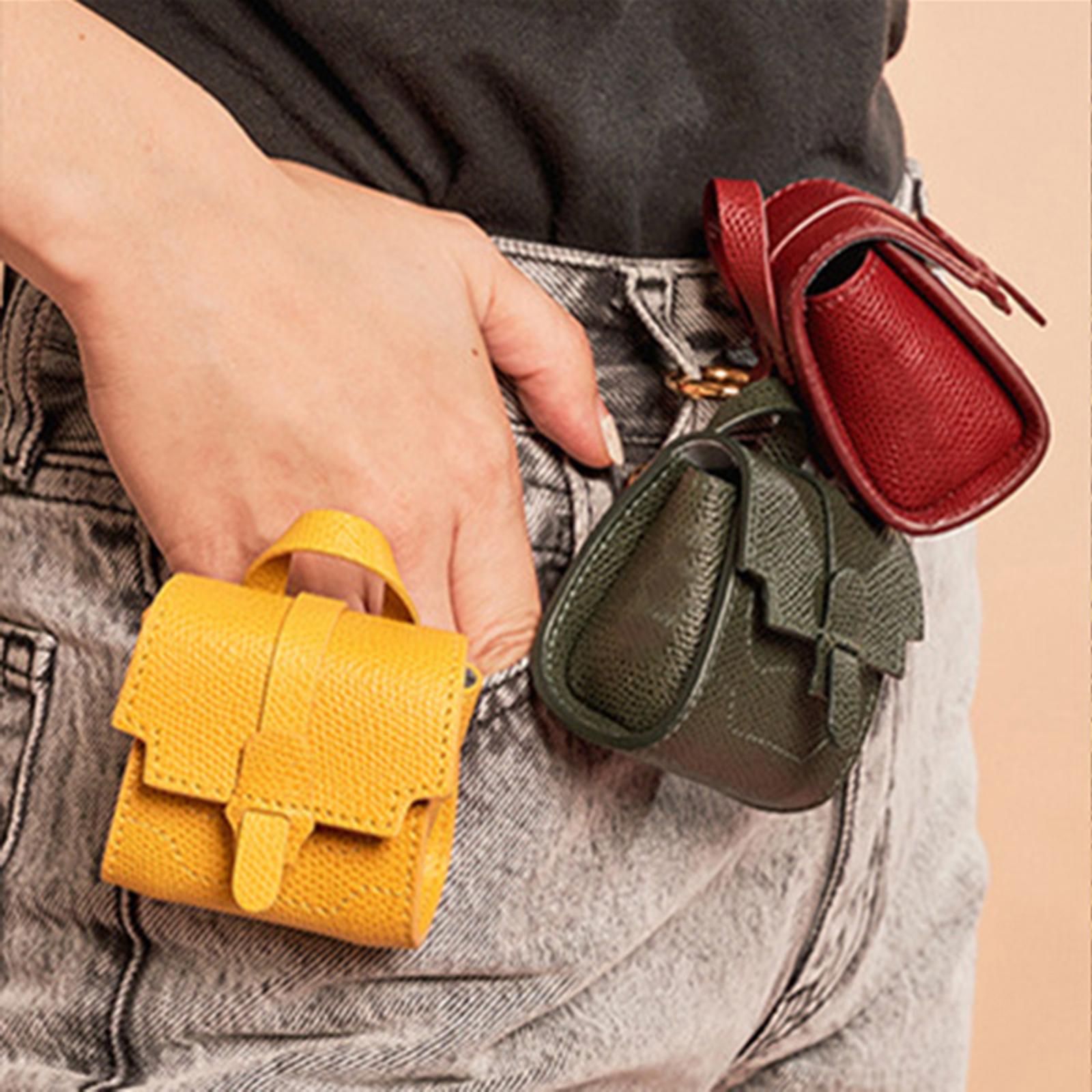 Women Accessories Drawing - Deri el sanatları desen el işi